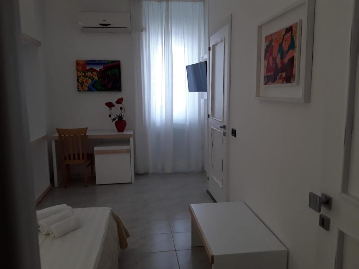 Porto Cesareo Hotel Extérieur photo