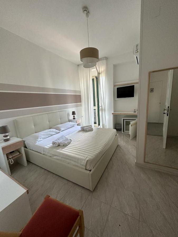 Porto Cesareo Hotel Extérieur photo