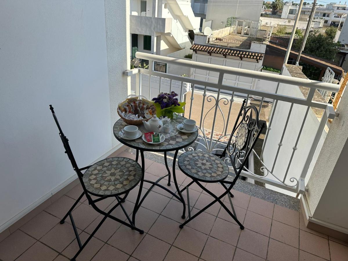 Porto Cesareo Hotel Extérieur photo