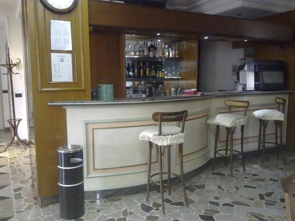 Porto Cesareo Hotel Extérieur photo
